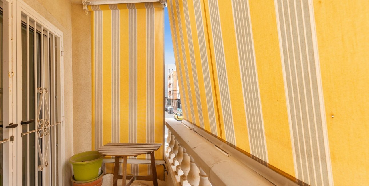 Resale - Apartment / flat -
Torrevieja