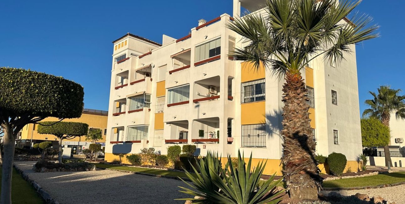 Resale - Apartment / flat -
Orihuela Costa - Campoamor