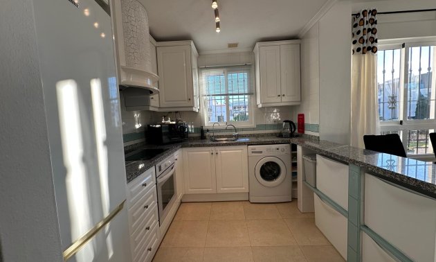 Resale - Apartment / flat -
Orihuela Costa - Campoamor