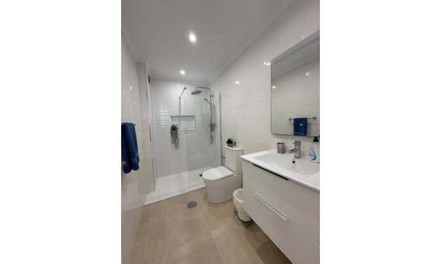 Resale - Apartment / flat -
Orihuela Costa - Campoamor