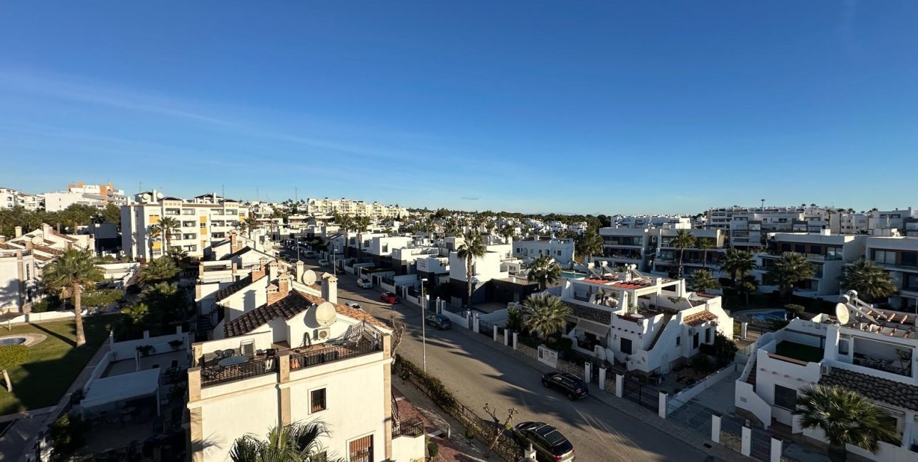 Resale - Apartment / flat -
Orihuela Costa - Campoamor