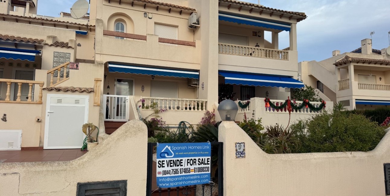 Resale - Townhouse -
Orihuela Costa - Las Ramblas