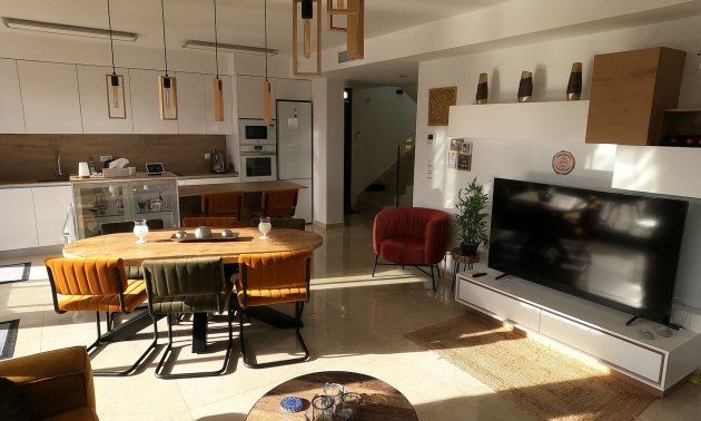 Resale - Villa -
Algorfa - La Finca Golf Resort