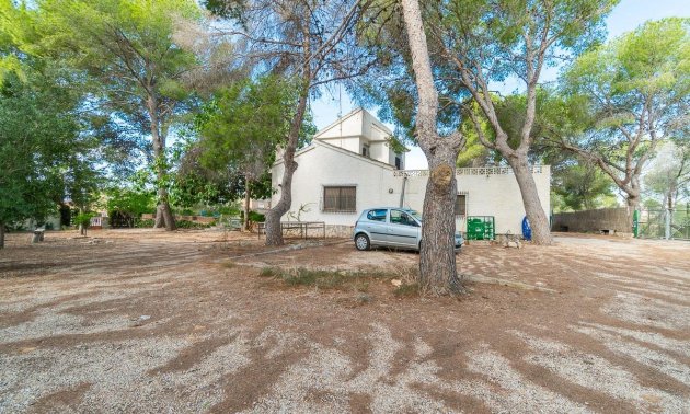 Resale - Villa -
Pilar de la Horadada - Pinar de Campoverde