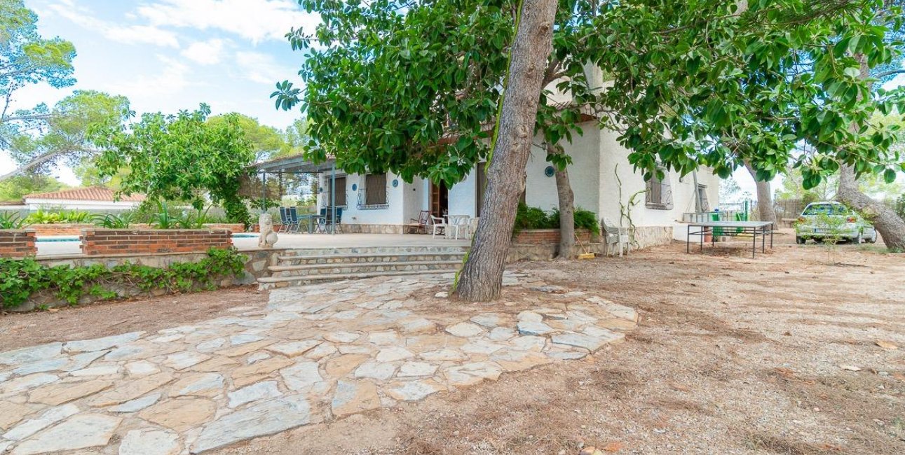 Resale - Villa -
Pilar de la Horadada - Pinar de Campoverde