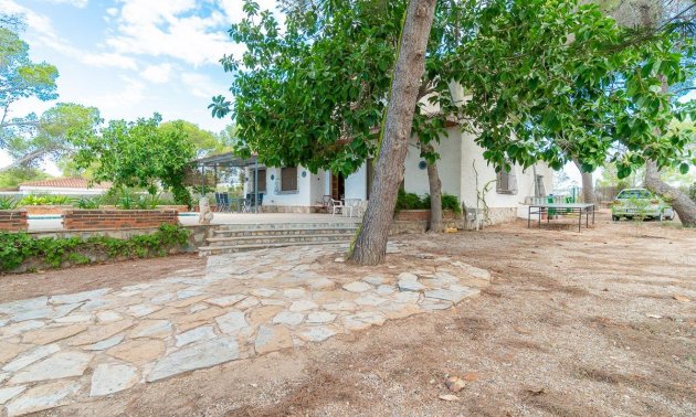 Resale - Villa -
Pilar de la Horadada - Pinar de Campoverde