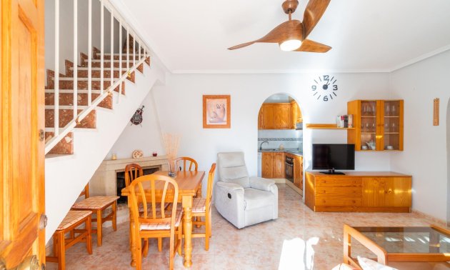 Resale - Villa -
Orihuela Costa - Playa Flamenca