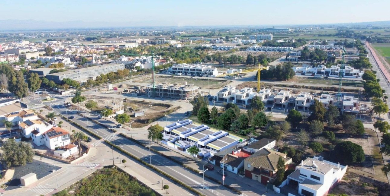 New Build - Townhouse -
Dolores - Sector 3