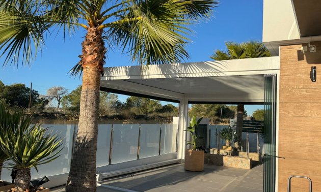 Resale - Villa -
Algorfa - La Finca Golf Resort