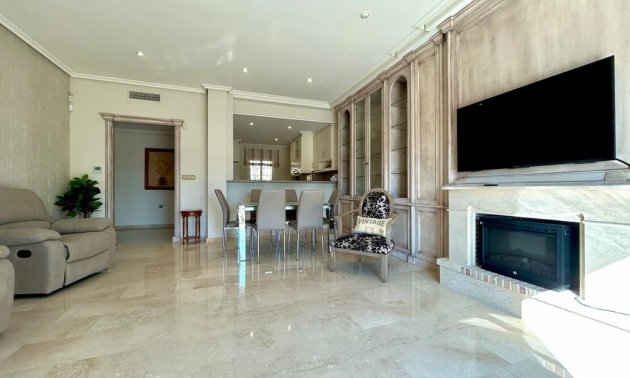 Resale - Penthouse -
Orihuela Costa - Aguamarina