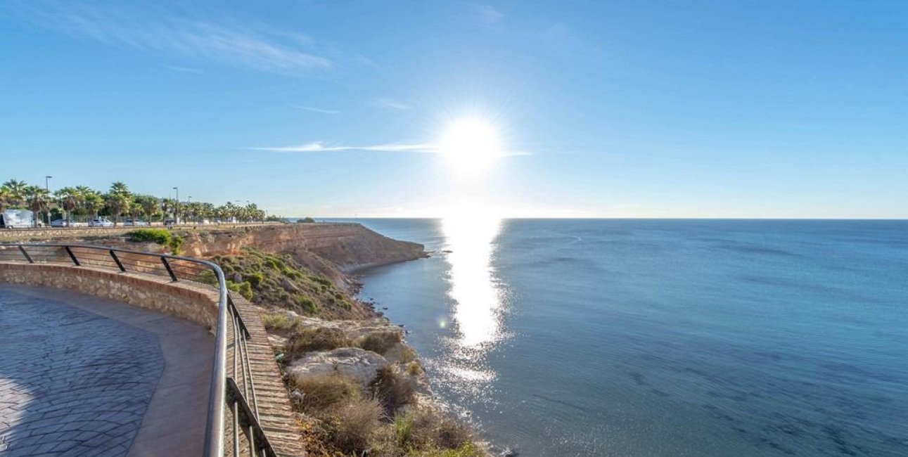 Resale - Penthouse -
Orihuela Costa - Aguamarina