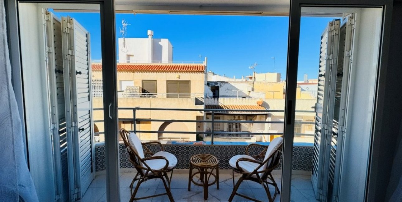 Resale - Apartment / flat -
Torrevieja - La Mata