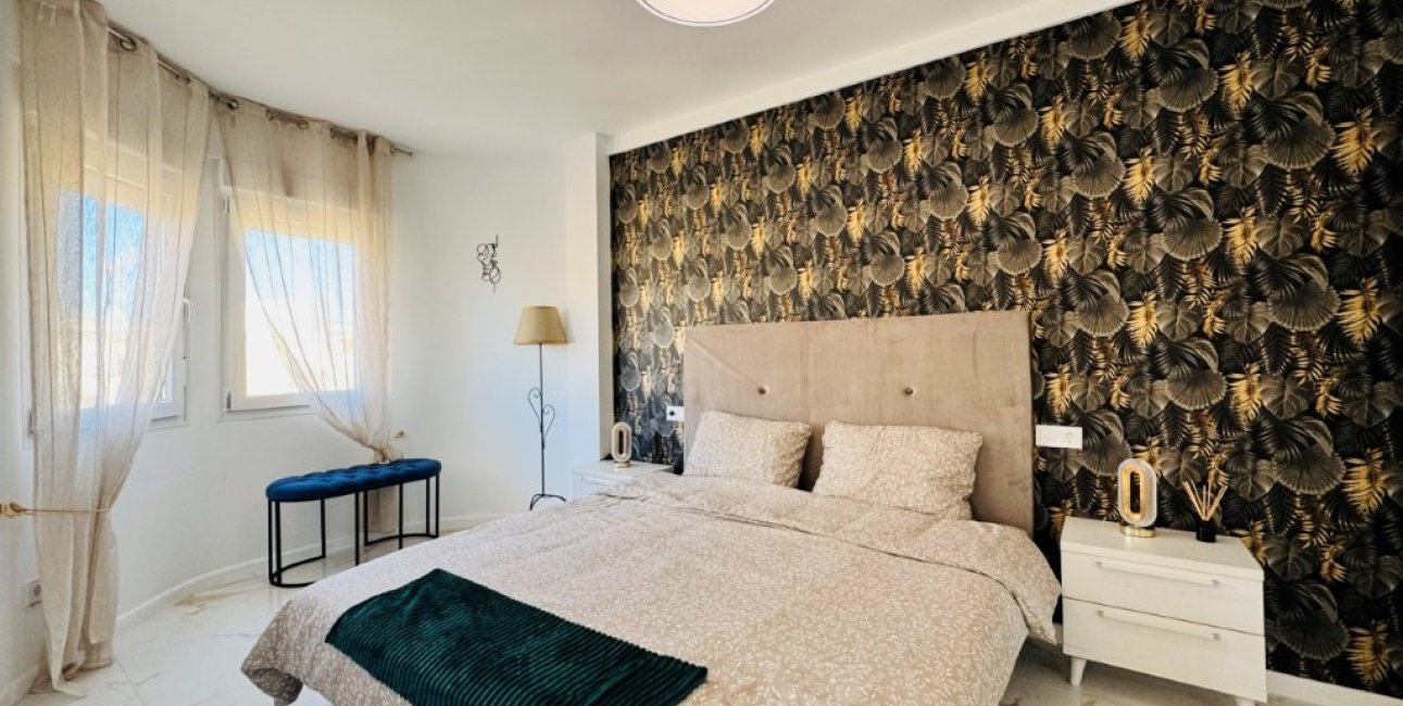 Resale - Apartment / flat -
Torrevieja - La Mata