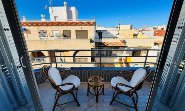 Resale - Apartment / flat -
Torrevieja - La Mata