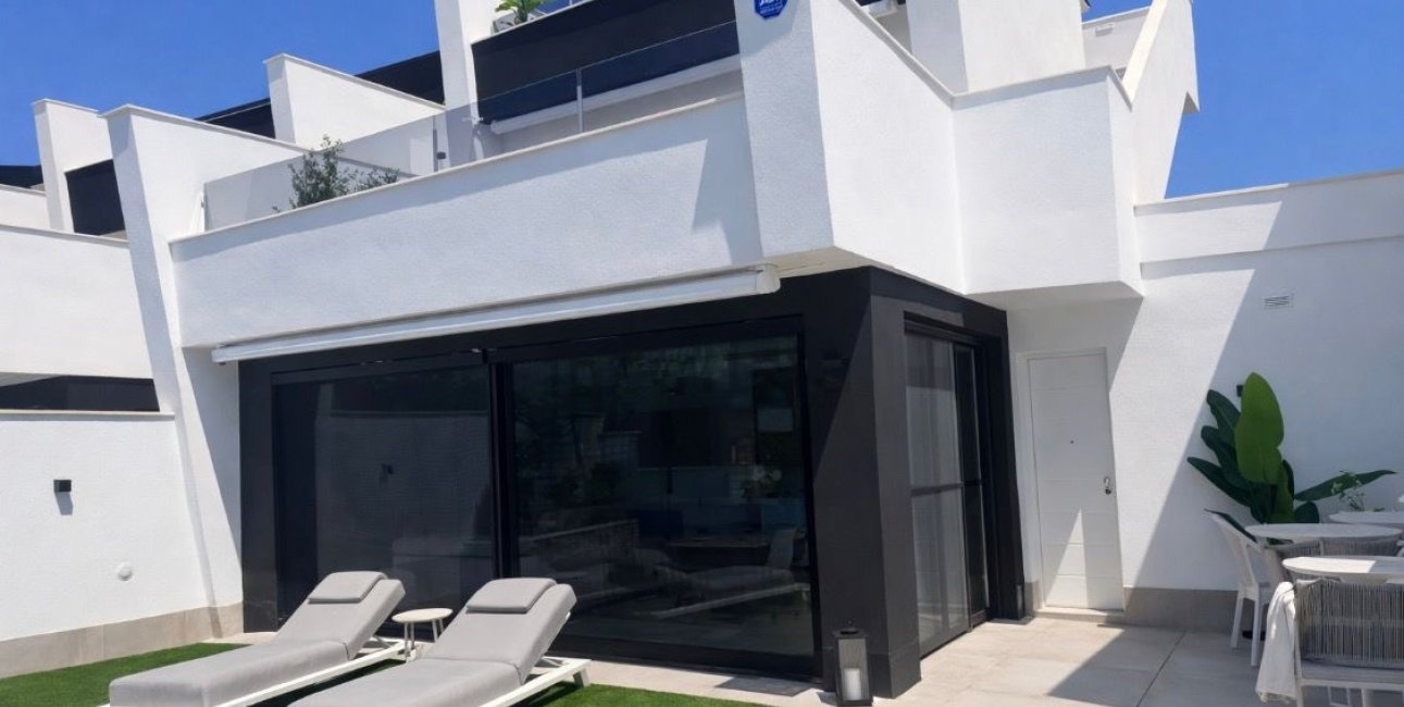 Resale - Townhouse -
Santiago de La Ribera - Santiago de La Ribera - Town