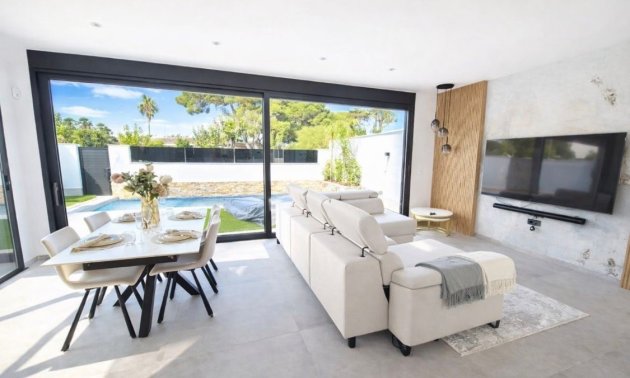 Resale - Townhouse -
Santiago de La Ribera - Santiago de La Ribera - Town