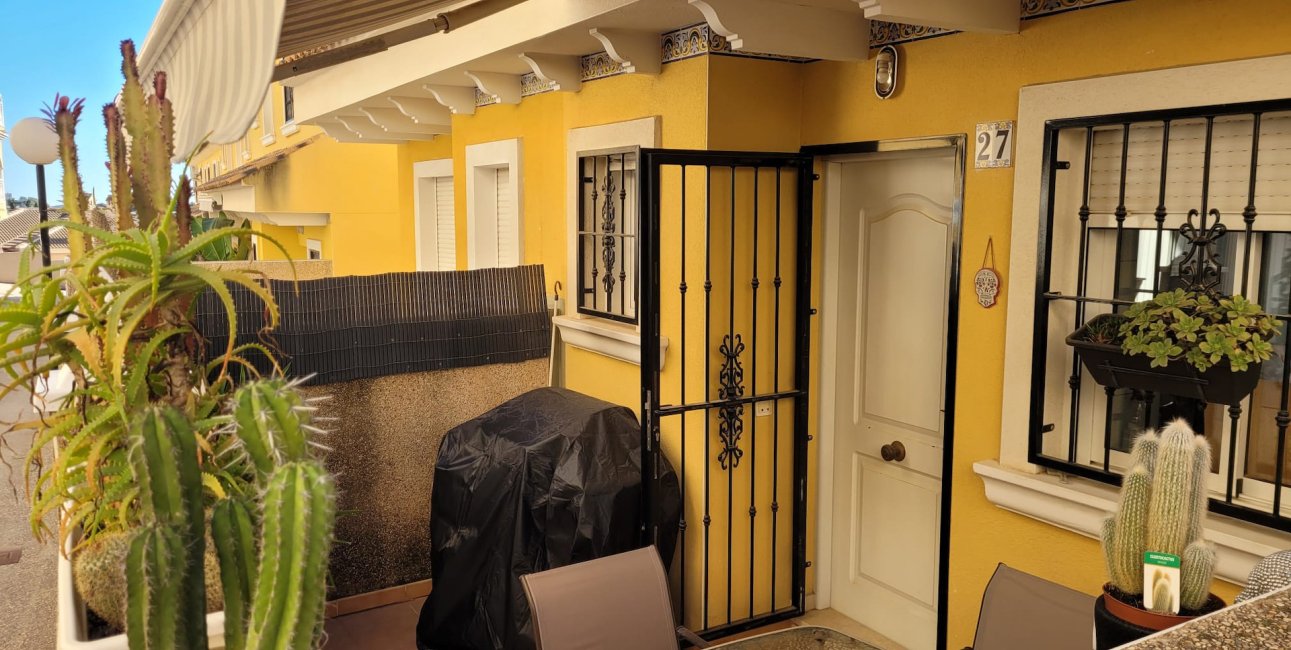 Resale - Townhouse -
Algorfa - Montemar