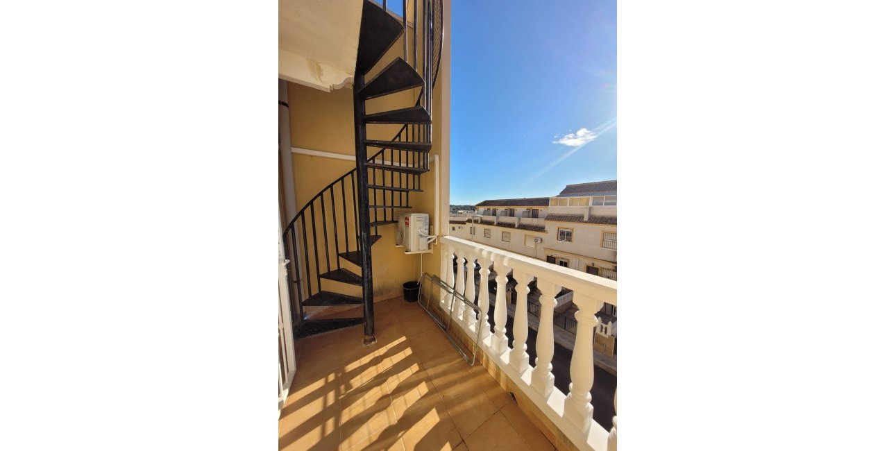 Resale - Townhouse -
Algorfa - Montemar
