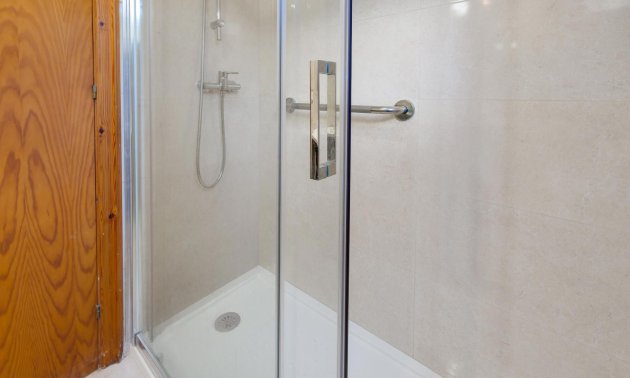 Resale - Villa -
Santa Pola