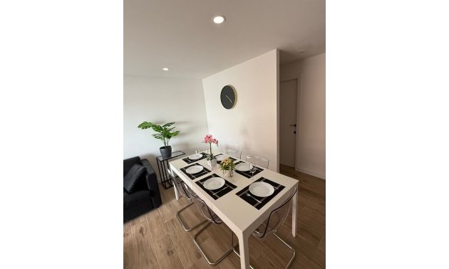 Reventa - Apartamento / piso -
Torrevieja