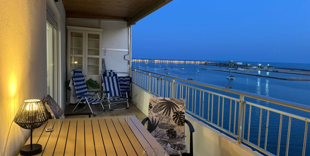 Reventa - Apartamento / piso -
Torrevieja