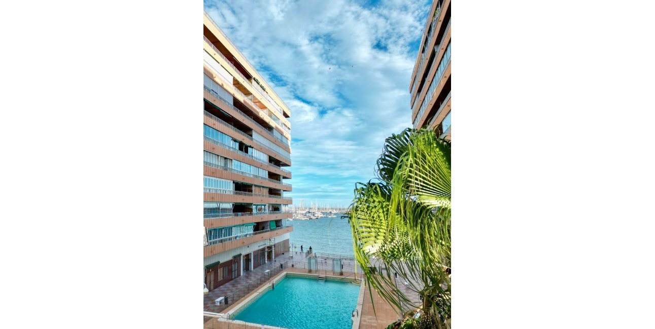 Reventa - Apartamento / piso -
Torrevieja