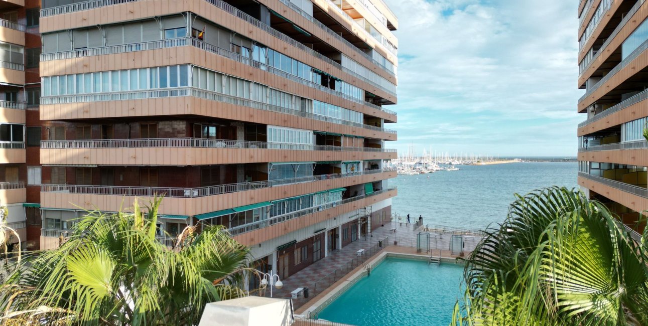 Reventa - Apartamento / piso -
Torrevieja