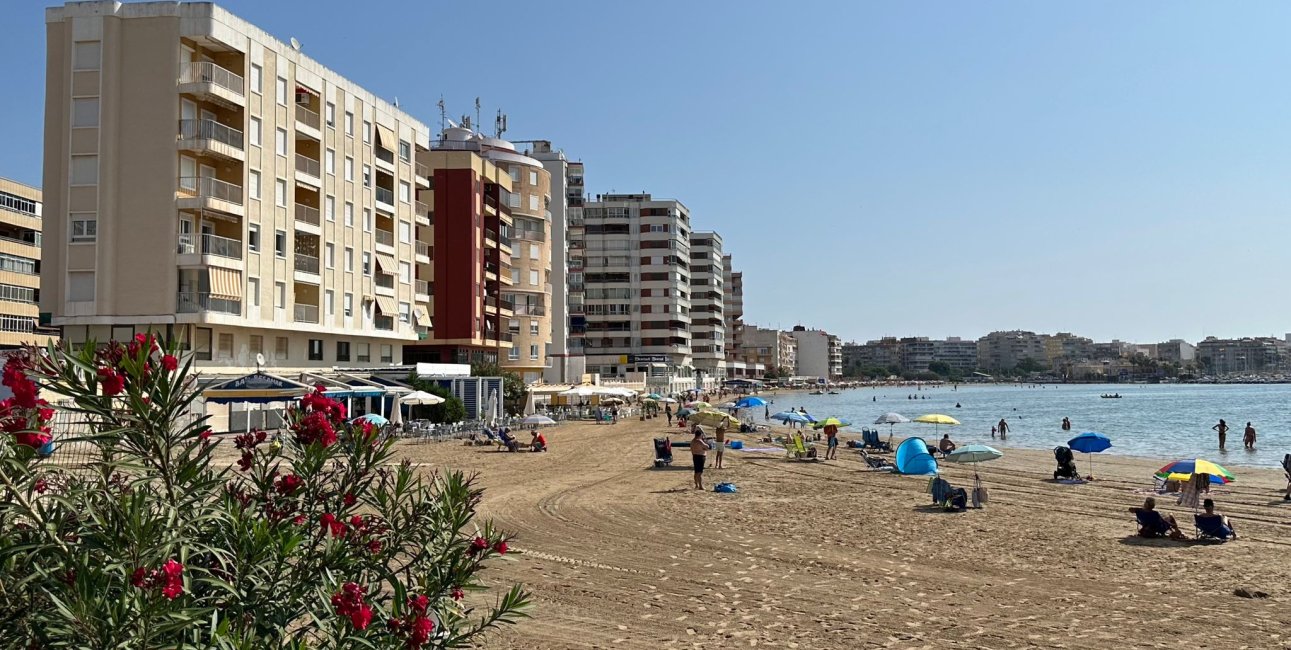 Reventa - Apartamento / piso -
Torrevieja