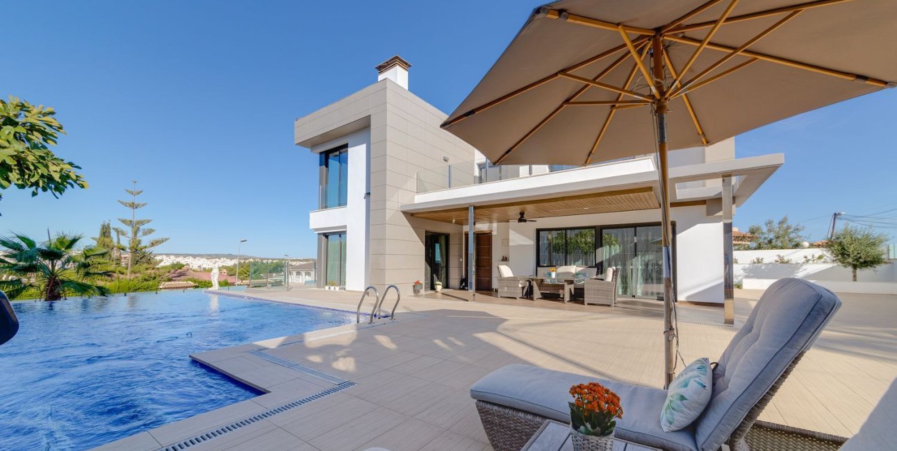 Resale - Apartment / flat -
Torrevieja