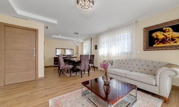Resale - Apartment / flat -
Torrevieja