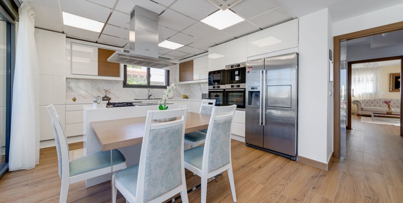 Resale - Apartment / flat -
Torrevieja