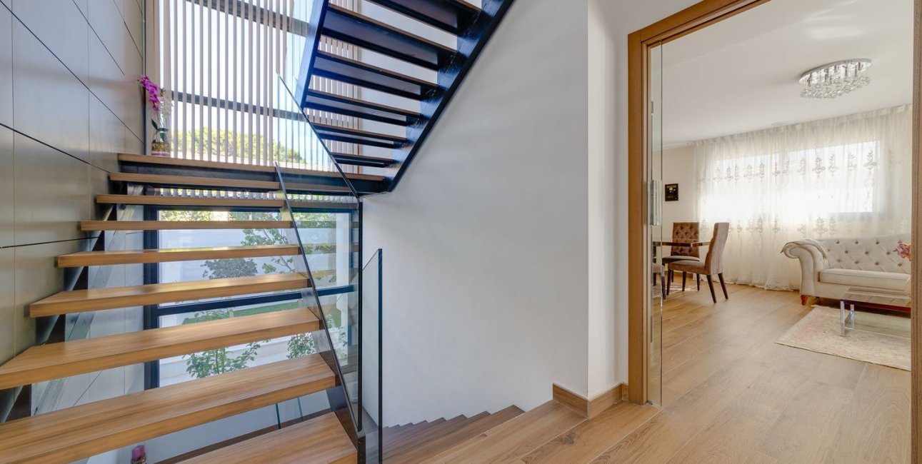 Resale - Apartment / flat -
Torrevieja