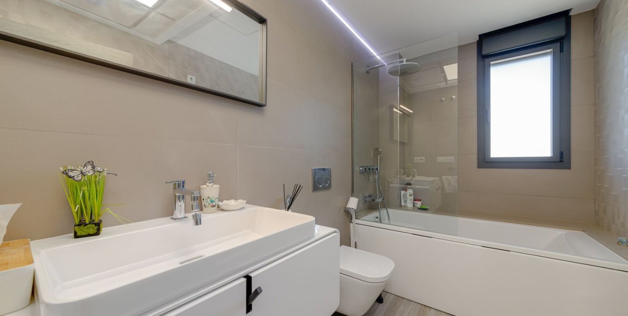 Resale - Apartment / flat -
Torrevieja