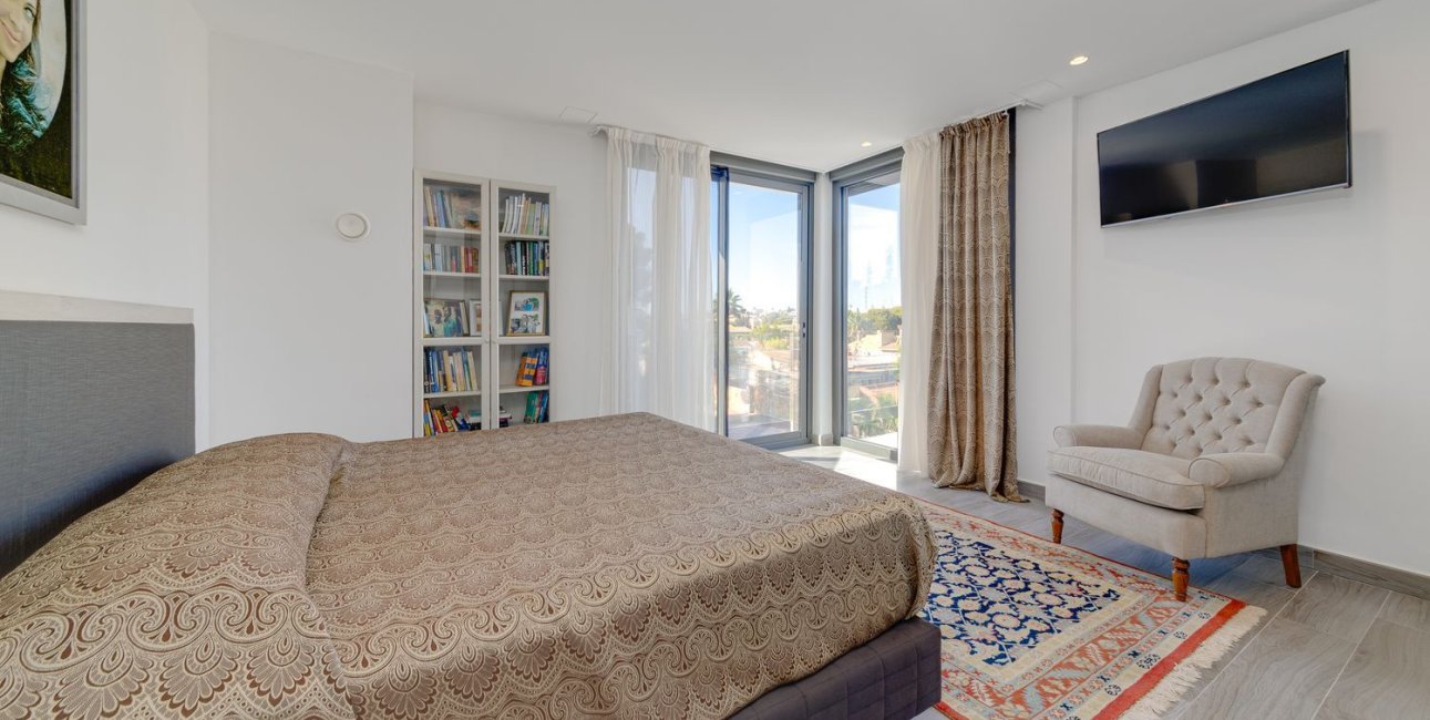 Resale - Apartment / flat -
Torrevieja