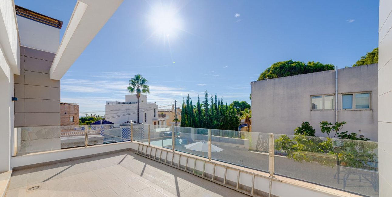 Resale - Apartment / flat -
Torrevieja