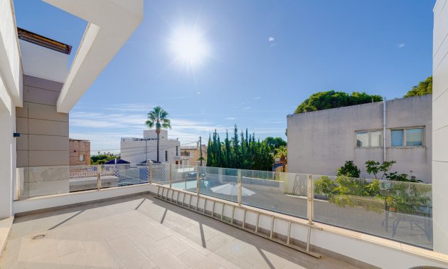 Resale - Apartment / flat -
Torrevieja