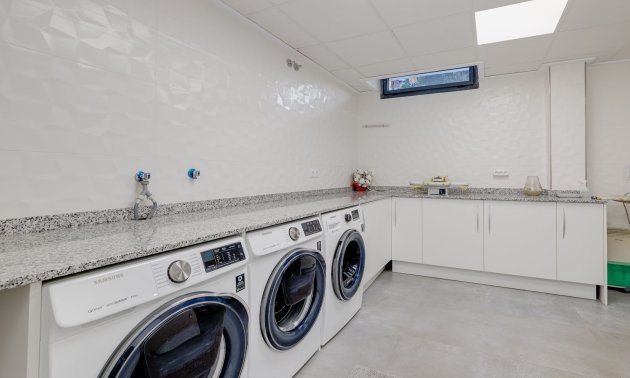 Resale - Apartment / flat -
Torrevieja