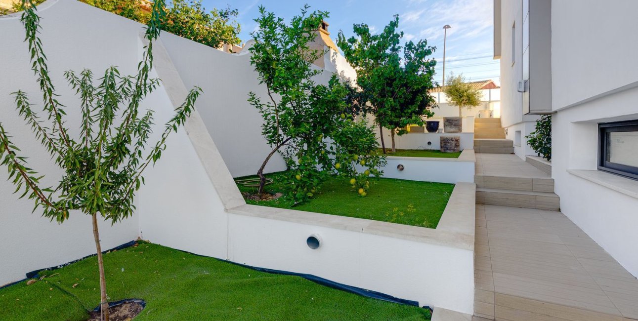 Resale - Apartment / flat -
Torrevieja