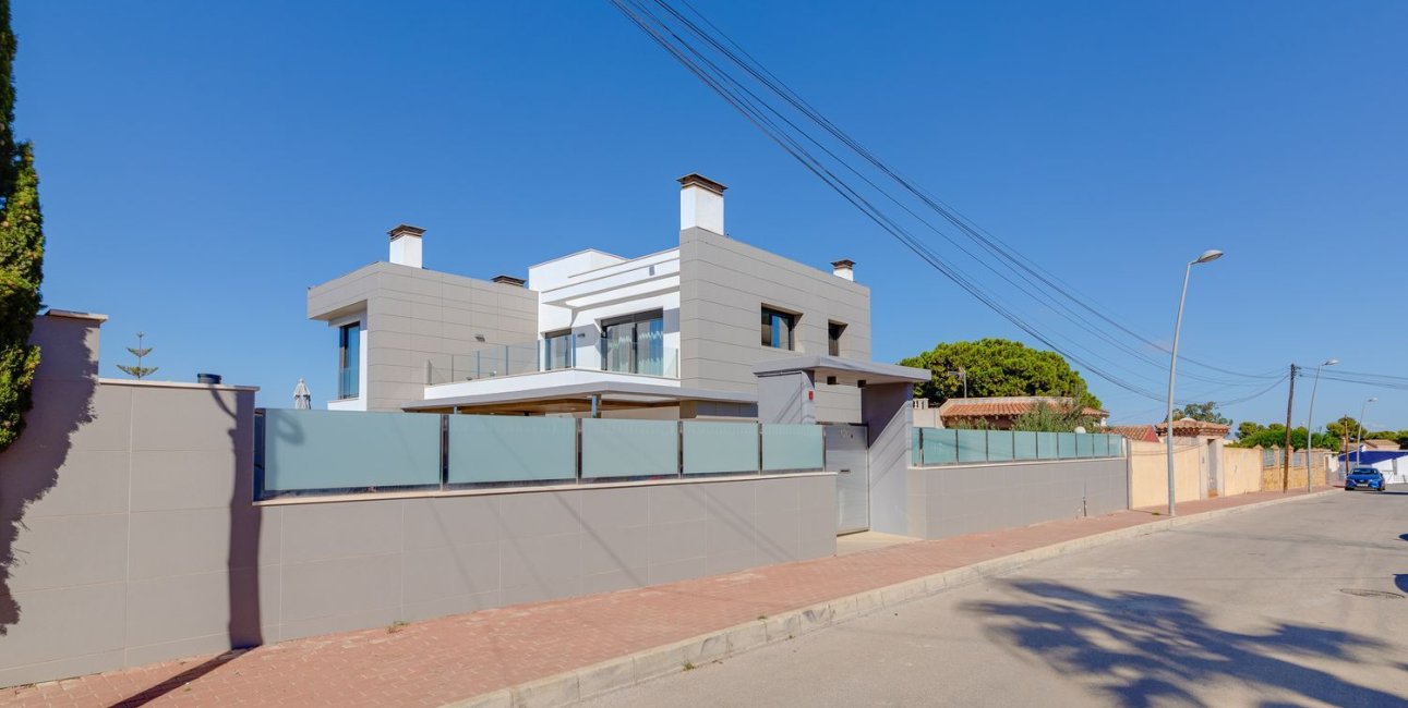 Resale - Apartment / flat -
Torrevieja