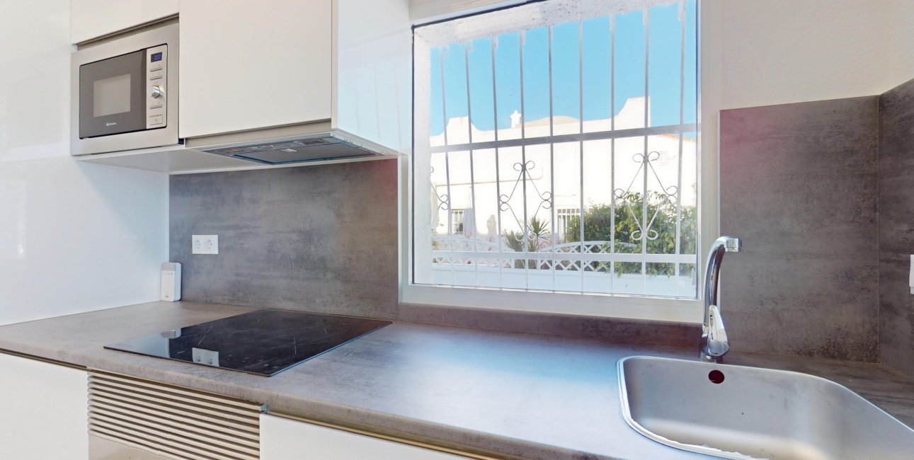 Rynek wtórny - Mieszkanie  -
Torrevieja