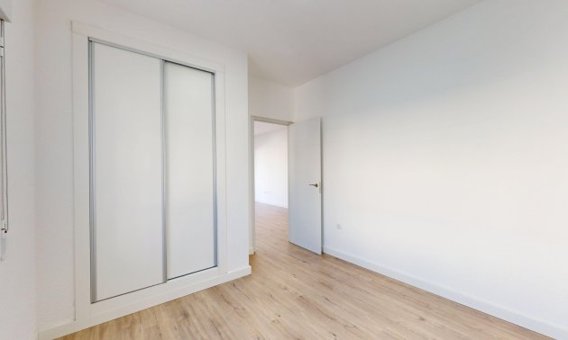 Rynek wtórny - Mieszkanie  -
Torrevieja