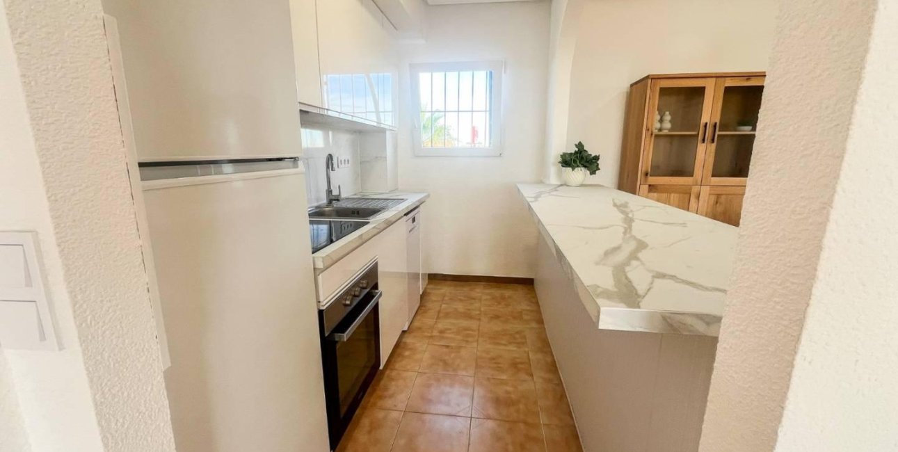 Rynek wtórny - Mieszkanie  -
Torrevieja