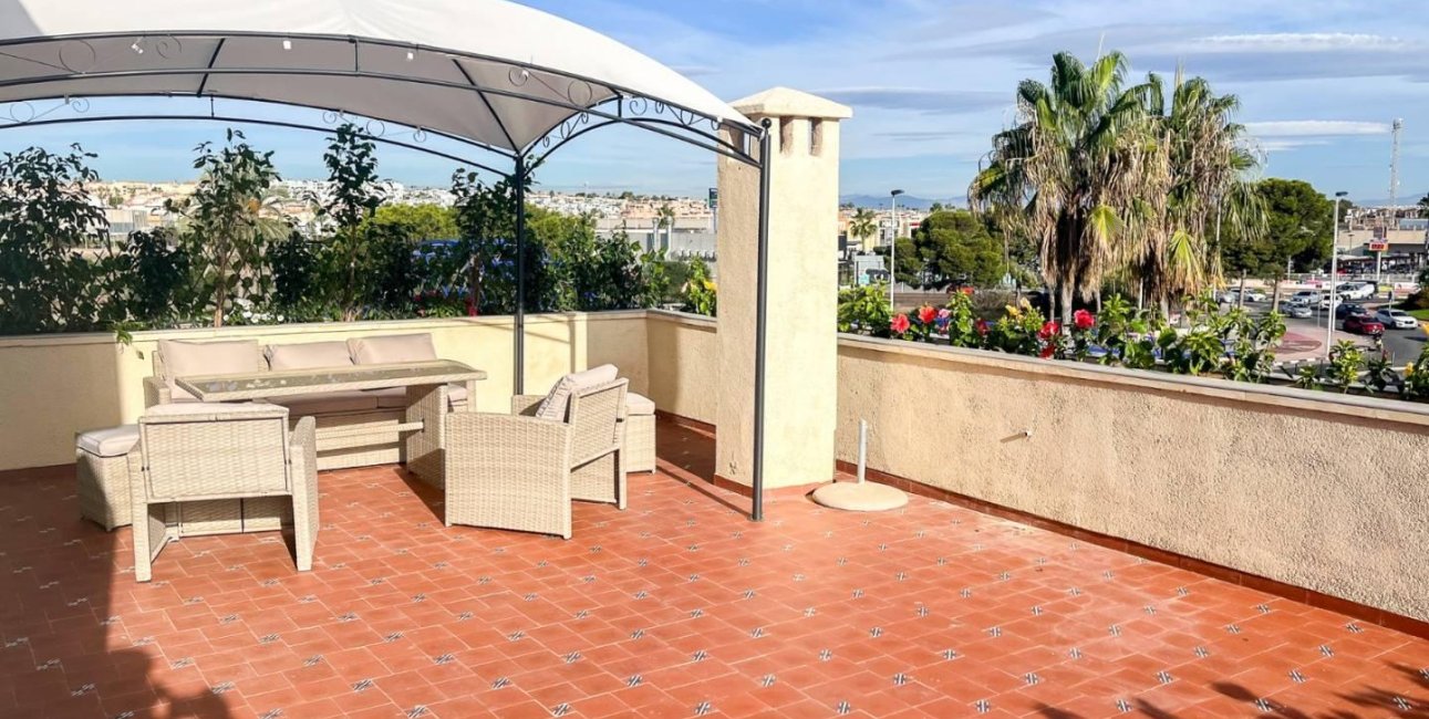 Rynek wtórny - Mieszkanie  -
Torrevieja