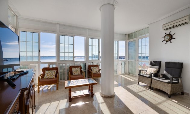 Resale - Apartment / flat -
Torrevieja