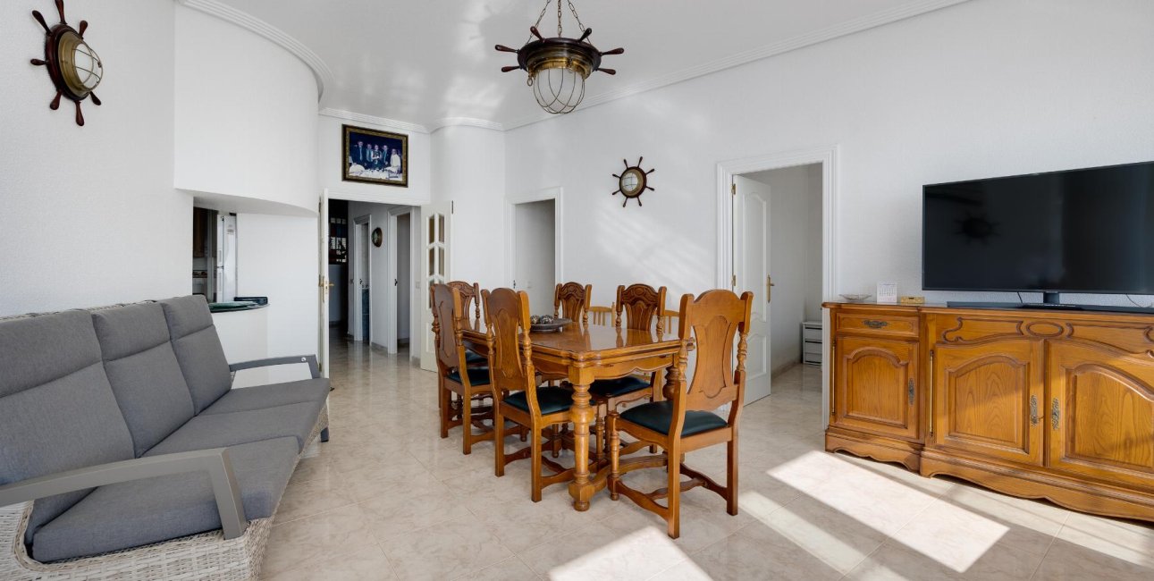 Resale - Apartment / flat -
Torrevieja