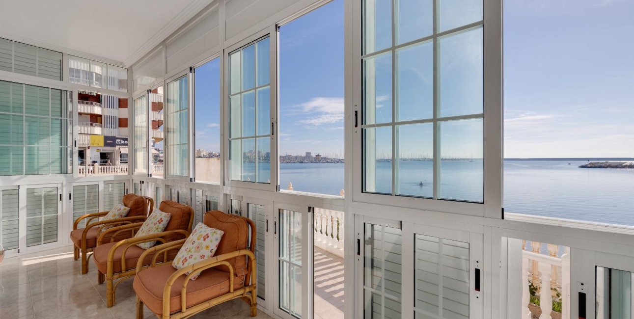 Resale - Apartment / flat -
Torrevieja