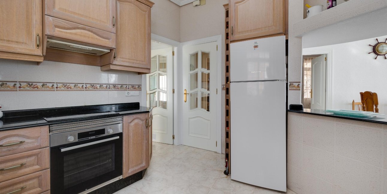 Resale - Apartment / flat -
Torrevieja