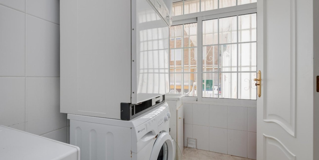 Resale - Apartment / flat -
Torrevieja