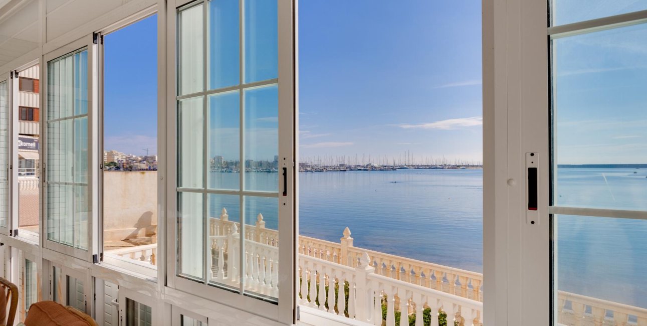 Resale - Apartment / flat -
Torrevieja