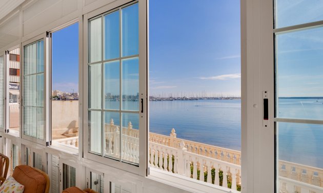 Resale - Apartment / flat -
Torrevieja